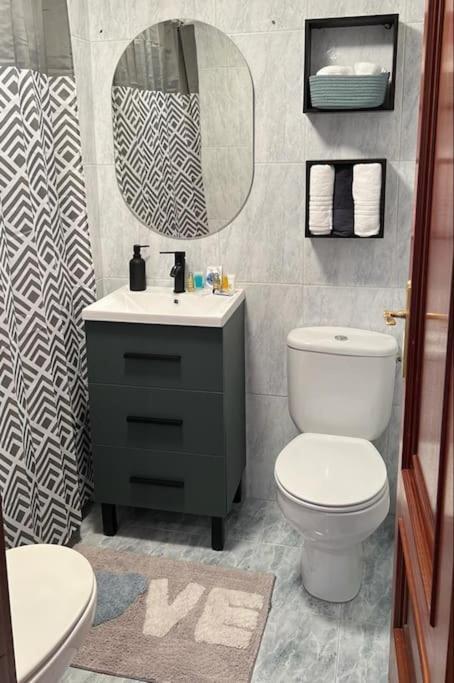 Piso Confort Y Detalles Ourense Appartement Buitenkant foto